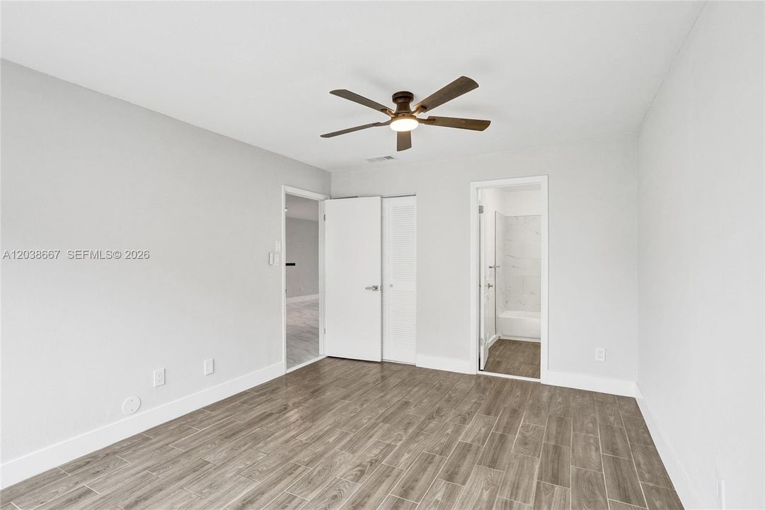 В аренду: $2,800 (2 спален, 2 ванн, 1100 Квадратных фут)