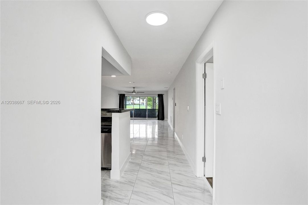 В аренду: $2,800 (2 спален, 2 ванн, 1100 Квадратных фут)