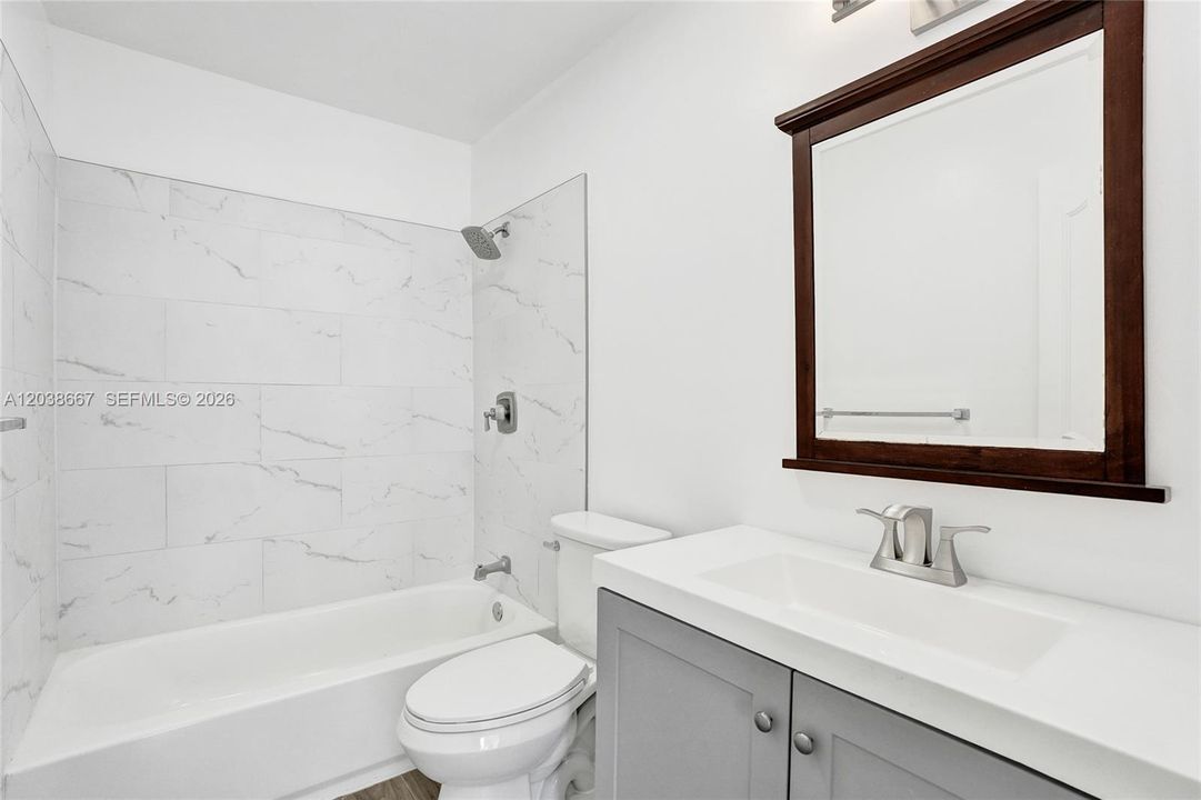 В аренду: $2,800 (2 спален, 2 ванн, 1100 Квадратных фут)