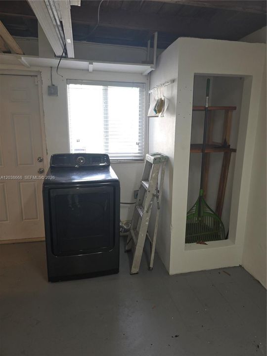 IN GARAGE DRYER