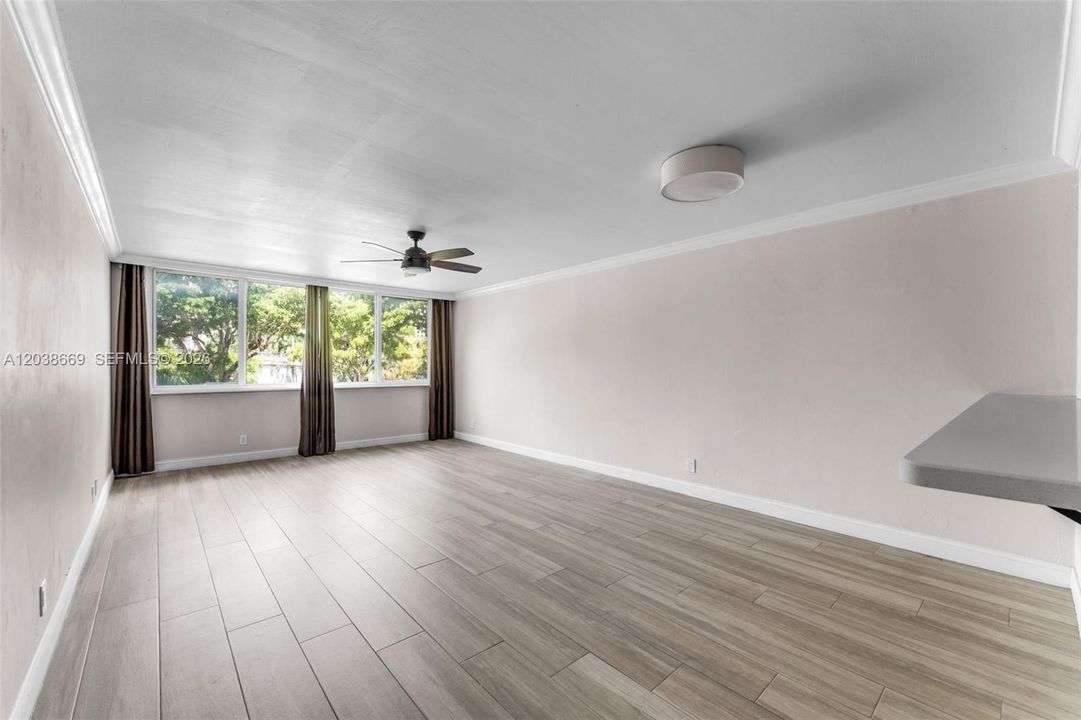 В аренду: $2,600 (3 спален, 2 ванн, 1205 Квадратных фут)