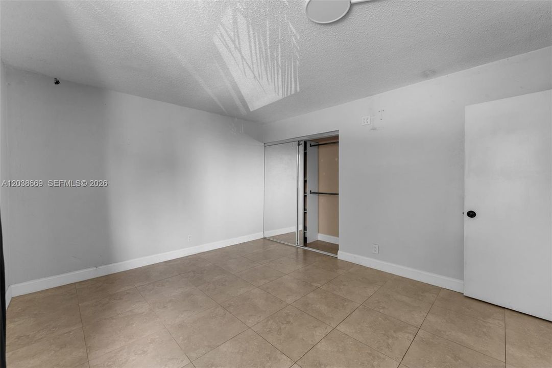 В аренду: $2,600 (3 спален, 2 ванн, 1205 Квадратных фут)