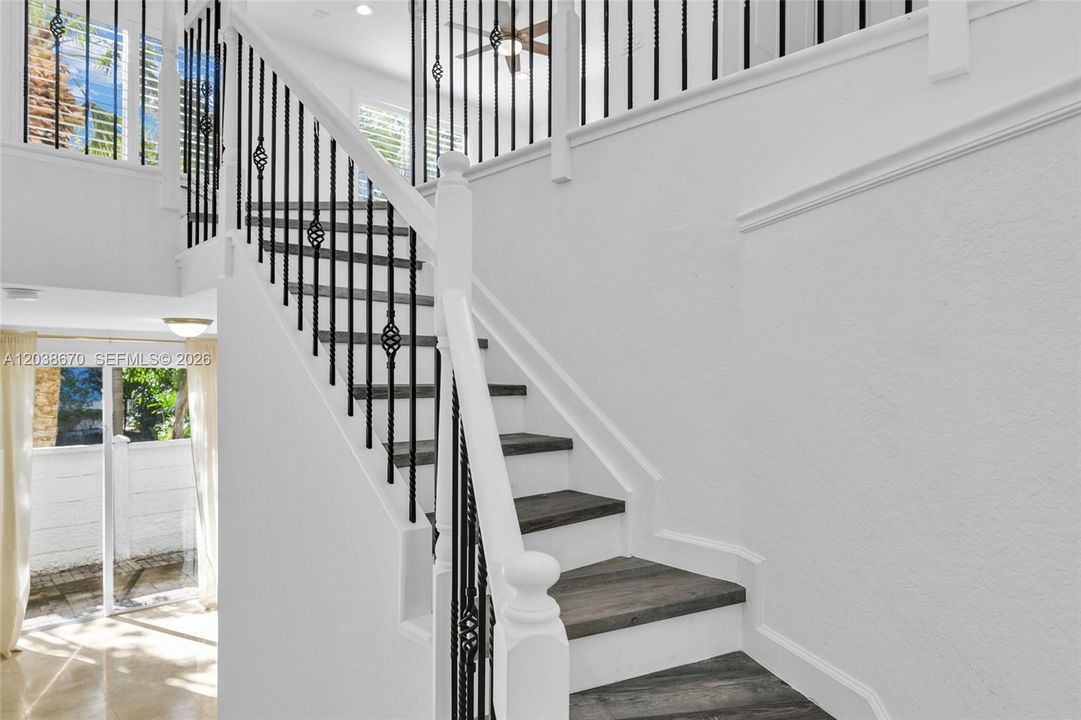 : $795,000 (4 camas, 3 baños, 2558 Pies cuadrados)