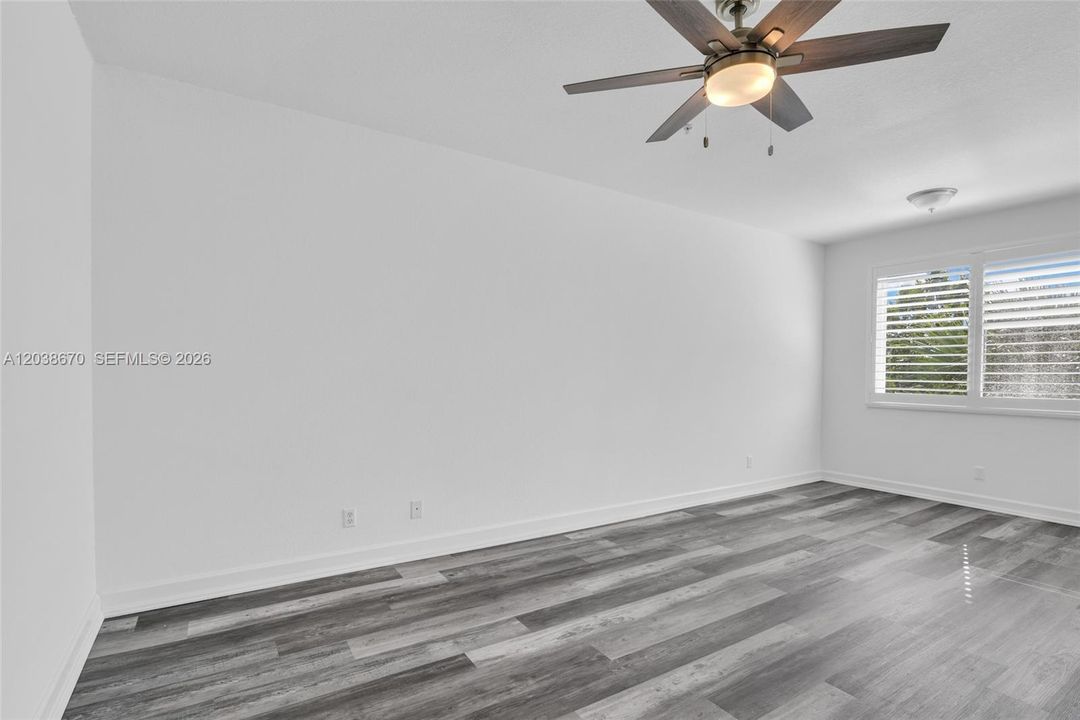 : $795,000 (4 camas, 3 baños, 2558 Pies cuadrados)