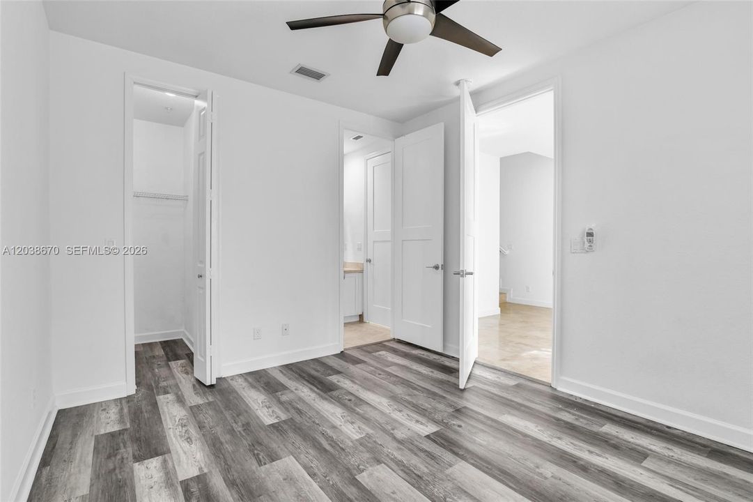 : $795,000 (4 camas, 3 baños, 2558 Pies cuadrados)