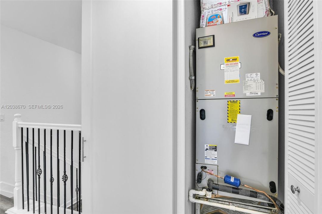 : $795,000 (4 camas, 3 baños, 2558 Pies cuadrados)