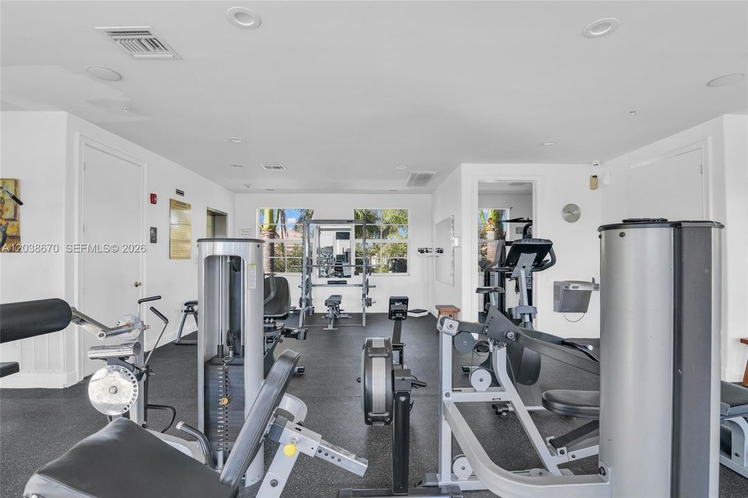 : $795,000 (4 camas, 3 baños, 2558 Pies cuadrados)
