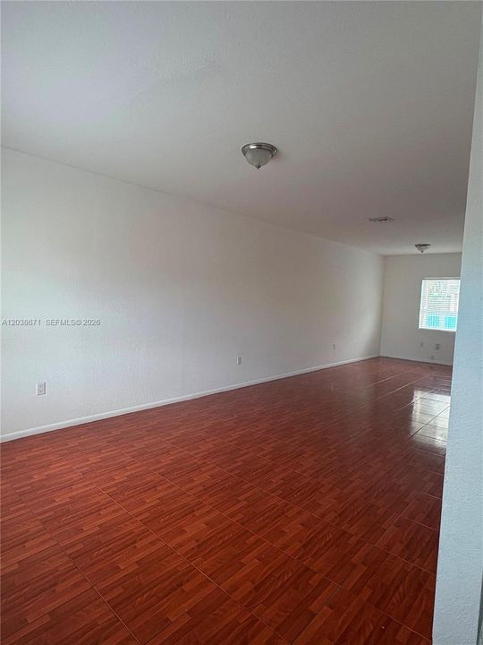 En Renta: $2,200 (2 camas, 1 baños, 930 Pies cuadrados)