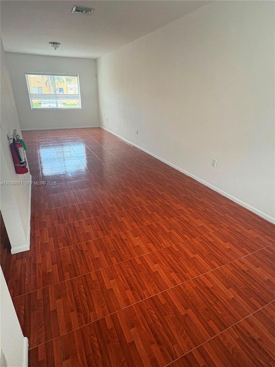 En Renta: $2,200 (2 camas, 1 baños, 930 Pies cuadrados)