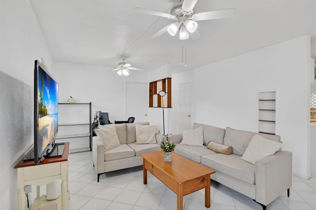 35-web-or-mls-P1293548
