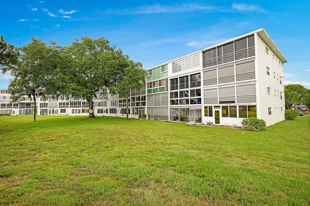 1023 Ellesmere B -23