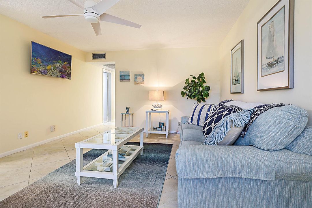 1023 Ellesmere B -6
