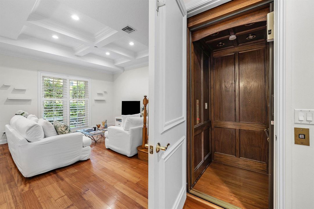 014-400Northeast69thCircle-BocaRaton-FL-