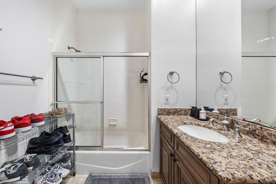 035-400Northeast69thCircle-BocaRaton-FL-