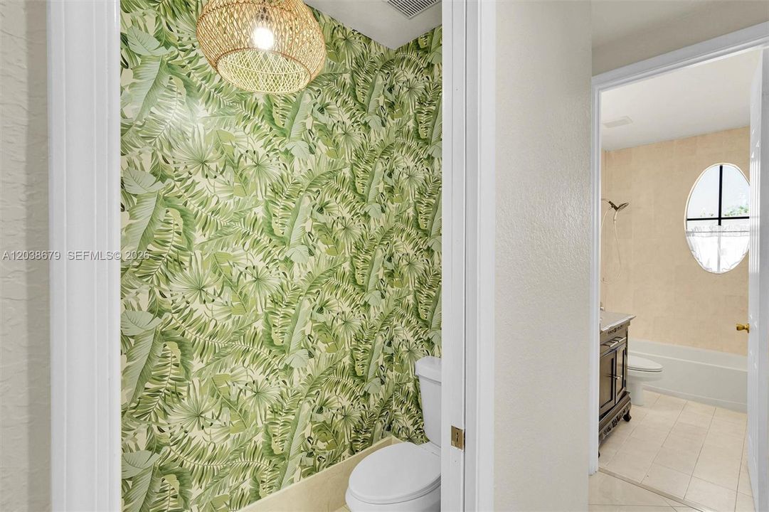 En Renta: $5,000 (4 camas, 2 baños, 2496 Pies cuadrados)