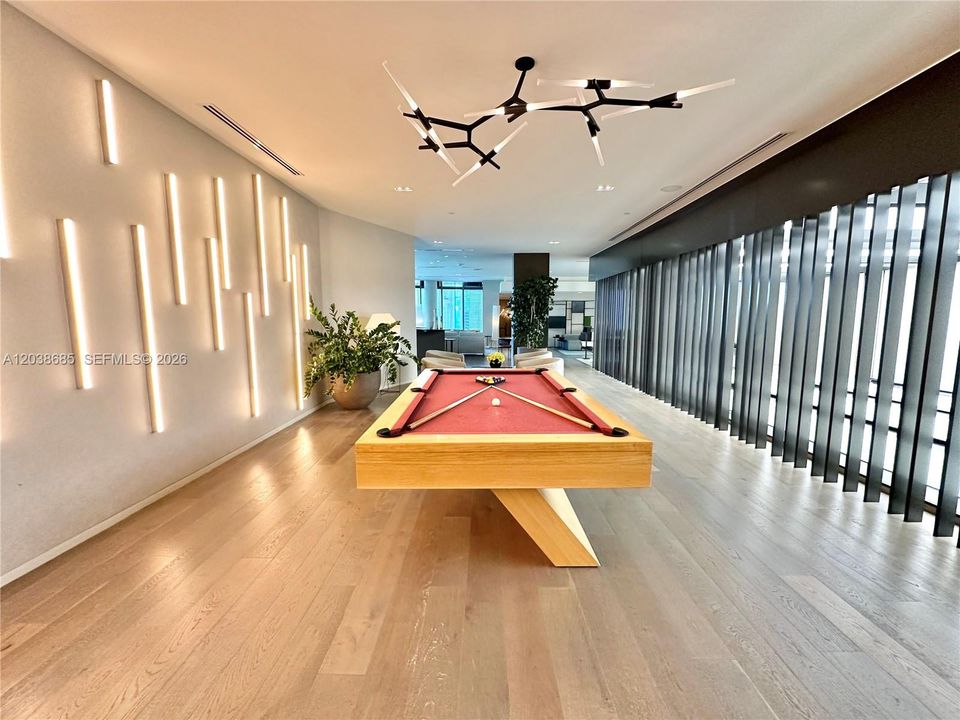В аренду: $6,500 (2 спален, 3 ванн, 1193 Квадратных фут)