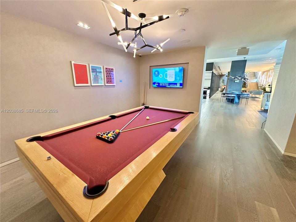 В аренду: $6,500 (2 спален, 3 ванн, 1193 Квадратных фут)