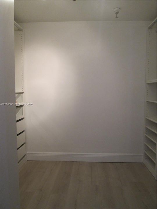 В аренду: $3,200 (2 спален, 2 ванн, 1507 Квадратных фут)
