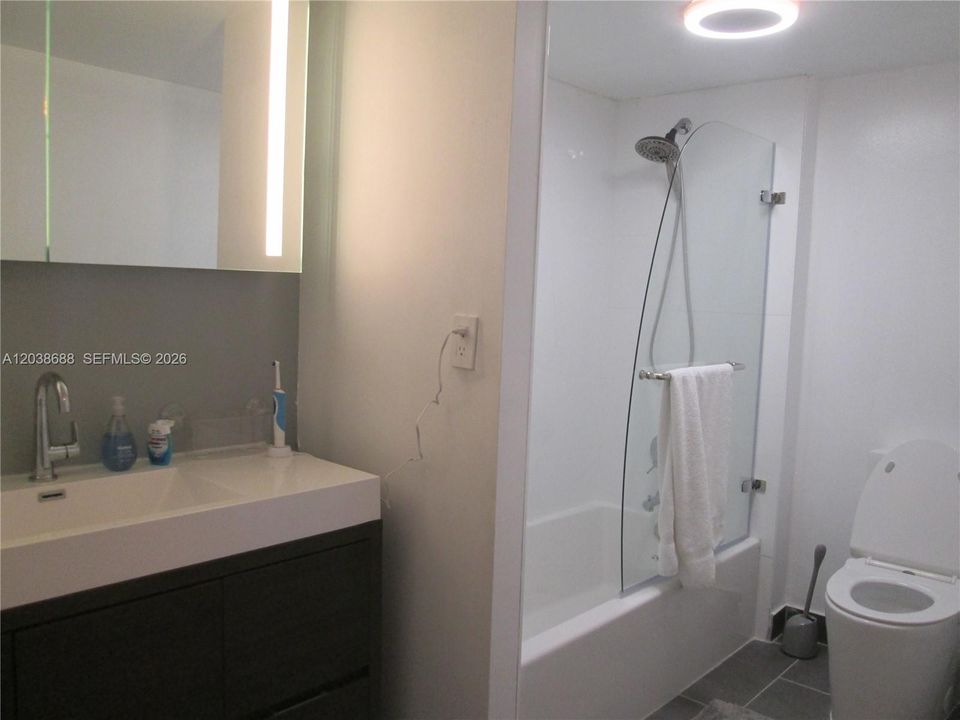 В аренду: $3,200 (2 спален, 2 ванн, 1507 Квадратных фут)
