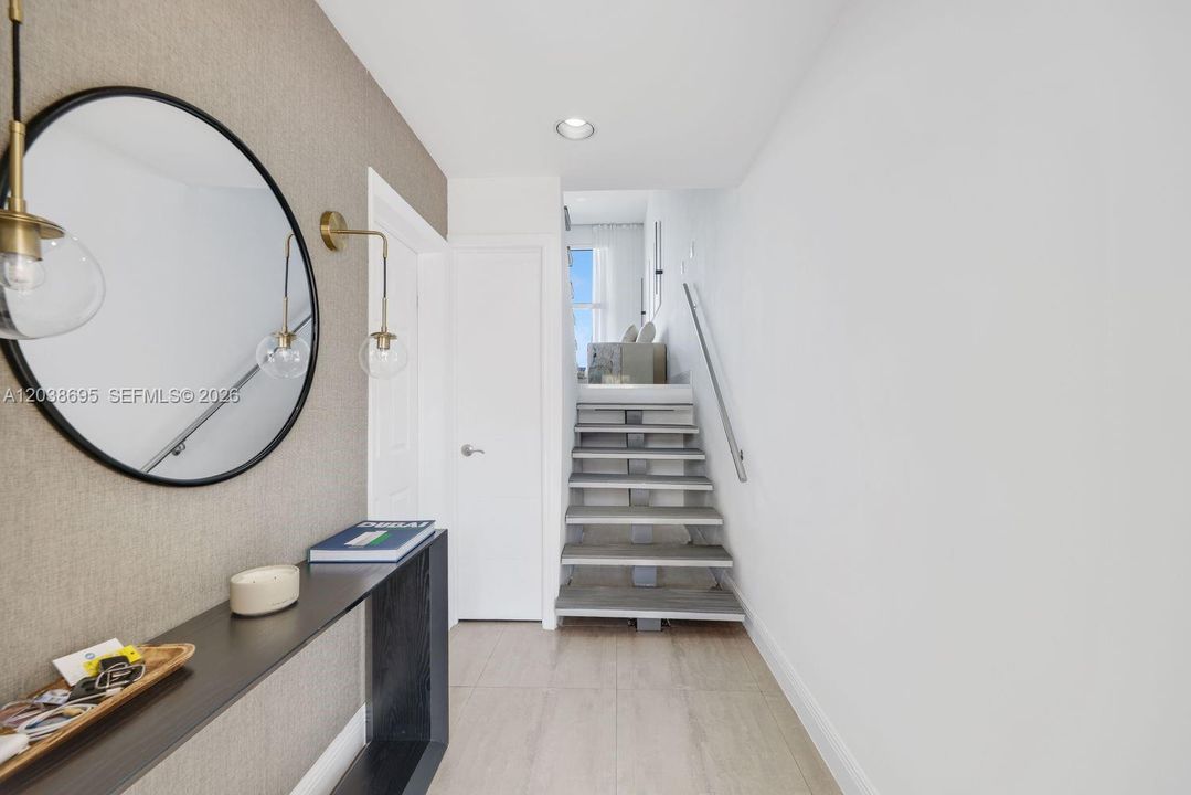 En Venta: $1,397,000 (3 camas, 2 baños, 1898 Pies cuadrados)