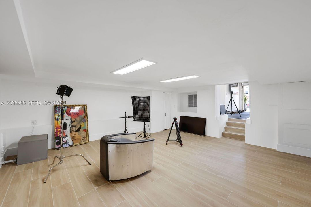 En Venta: $1,397,000 (3 camas, 2 baños, 1898 Pies cuadrados)