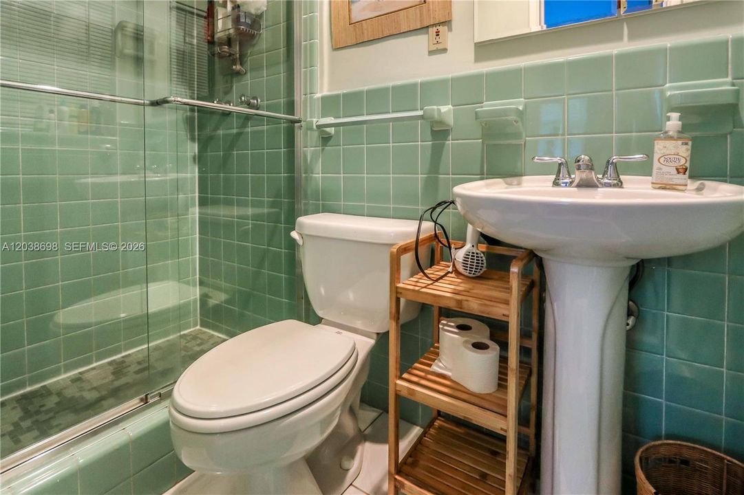 For Sale: $1,149,000 (3 beds, 2 baths, 1908 Square Feet)