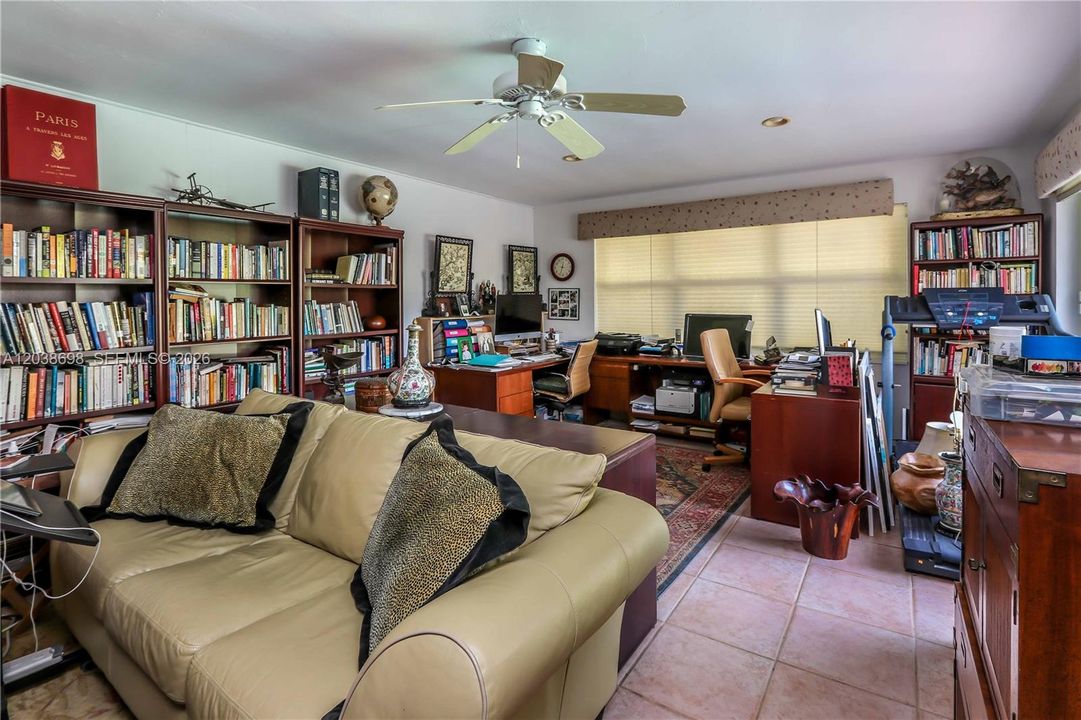 For Sale: $1,149,000 (3 beds, 2 baths, 1908 Square Feet)