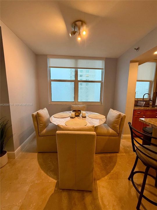 For Rent: $4,500 (2 beds, 2 baths, 1065 Square Feet)