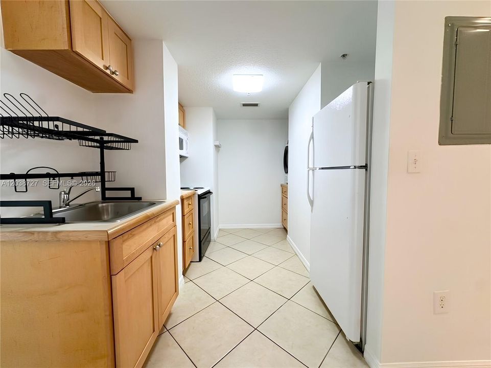 En Venta: $307,000 (0 camas, 1 baños, 482 Pies cuadrados)