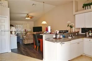 For Rent: $1,600 (2 beds, 2 baths, 0 Square Feet)
