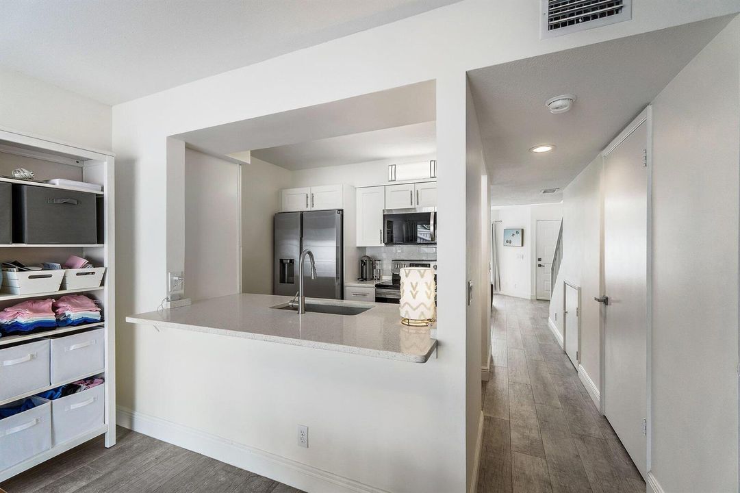 6343 Riverwalk #3