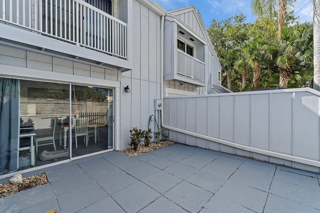 6343 Riverwalk #3