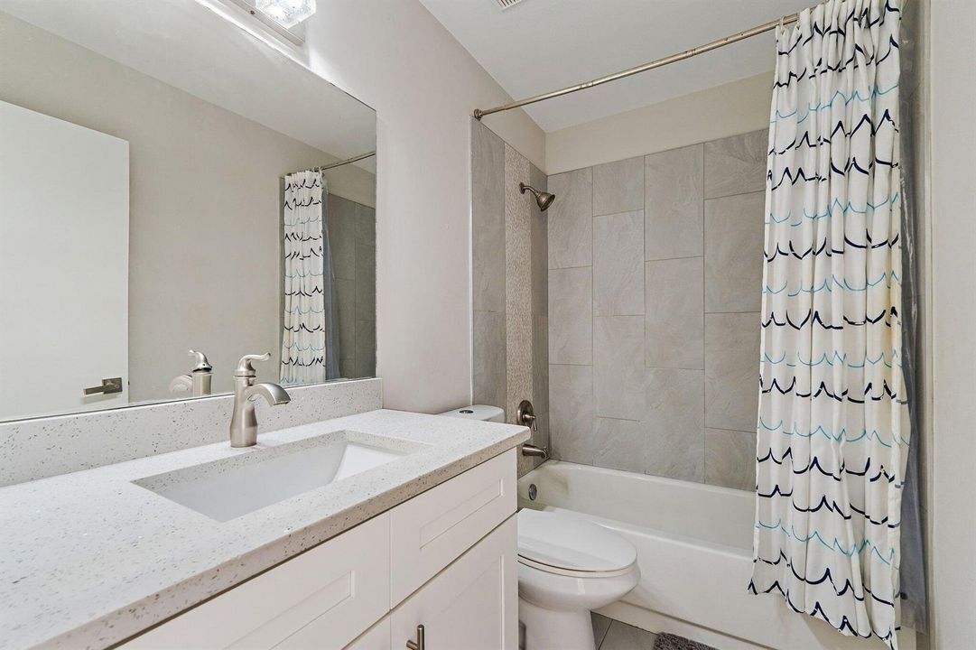 6343 Riverwalk #3