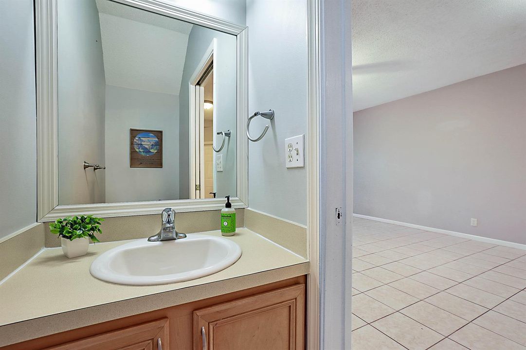 4827 Palmbrooke Circle -17