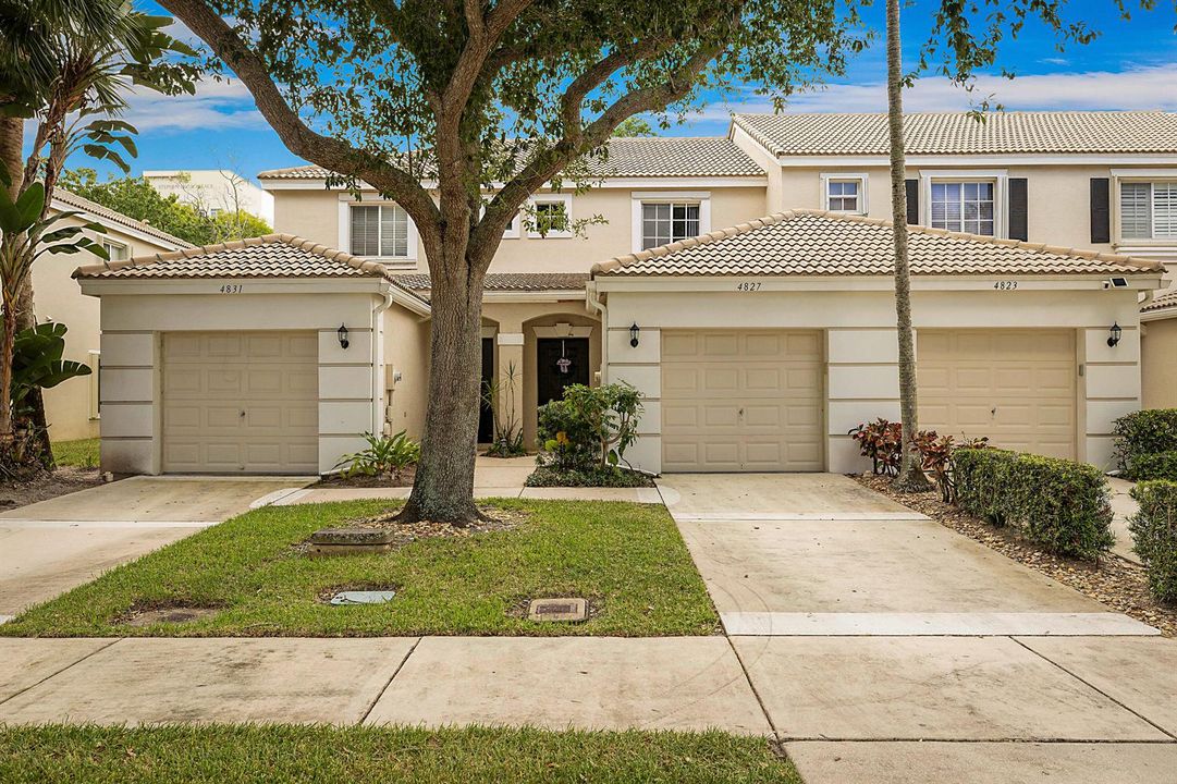 4827 Palmbrooke Circle -32