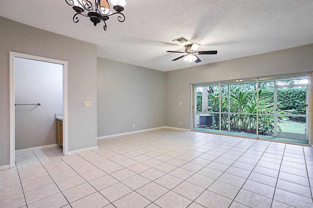 4827 Palmbrooke Circle -8