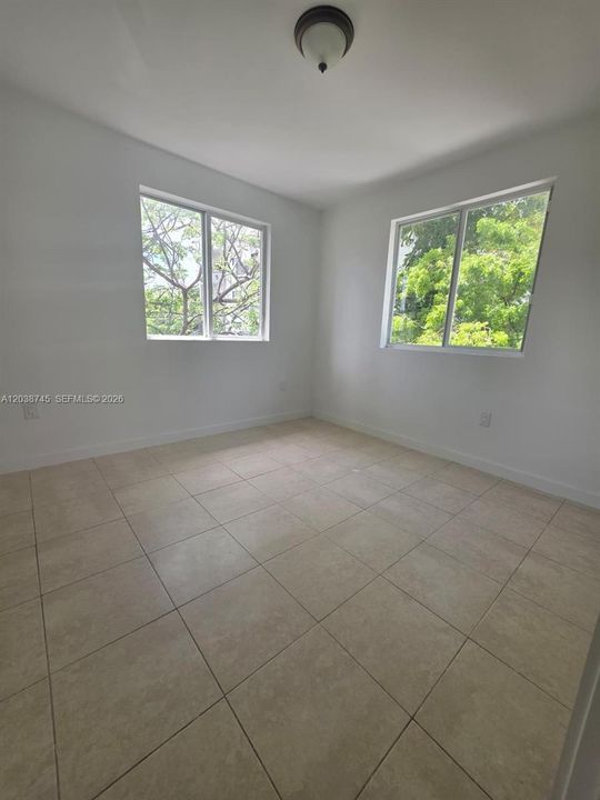 En Renta: $3,000 (3 camas, 2 baños, 1200 Pies cuadrados)