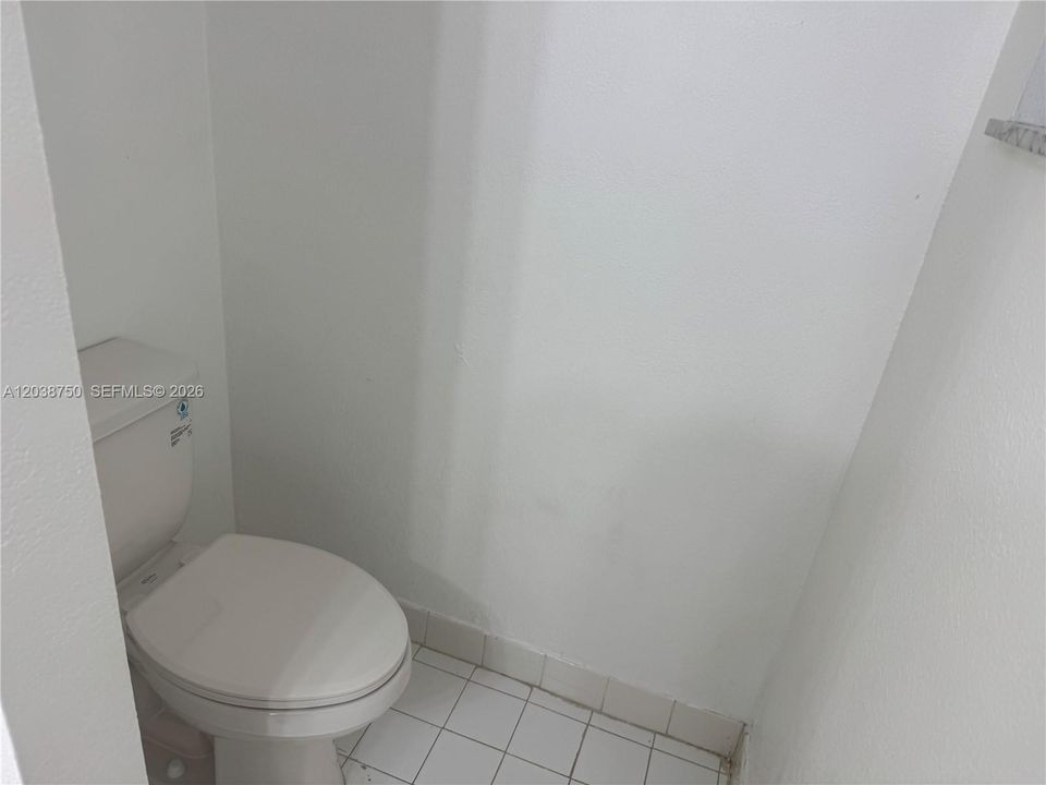 В аренду: $1,800 (2 спален, 2 ванн, 1252 Квадратных фут)
