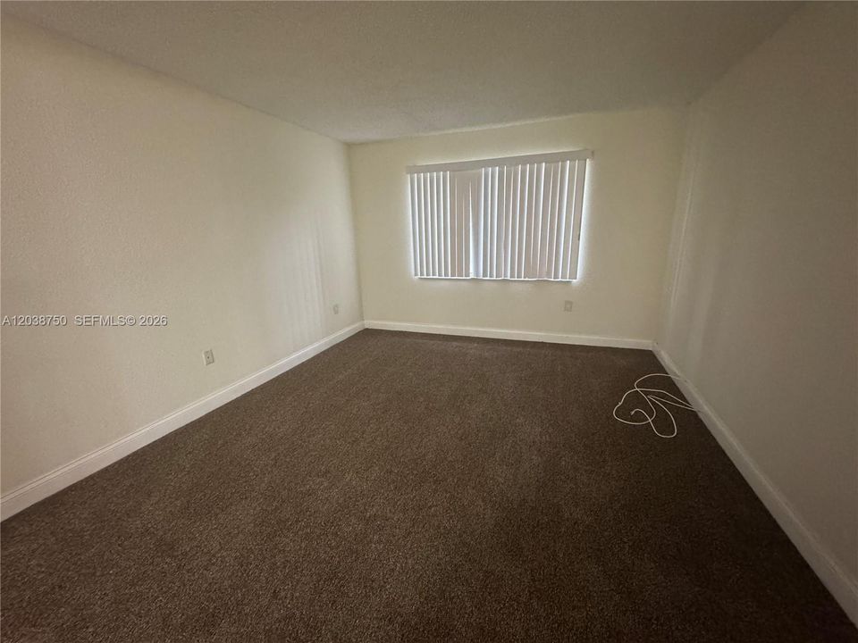 В аренду: $1,800 (2 спален, 2 ванн, 1252 Квадратных фут)
