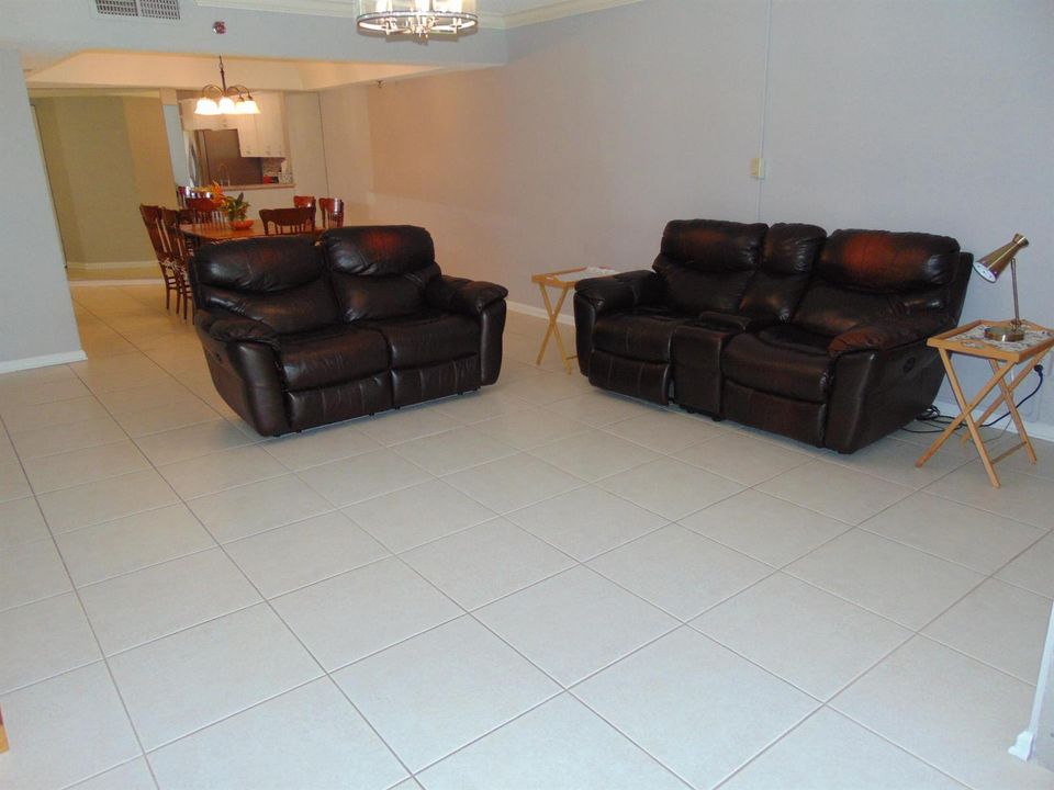 ALL TILE FLOORS
