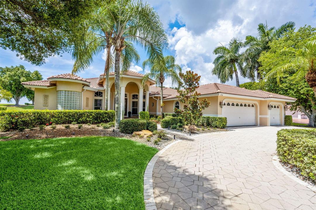 3-web-or-mls-A7408723