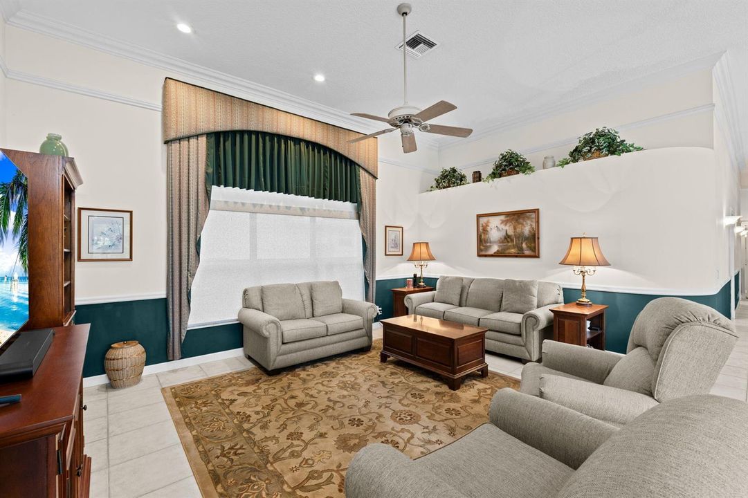 23-web-or-mls-A7408877