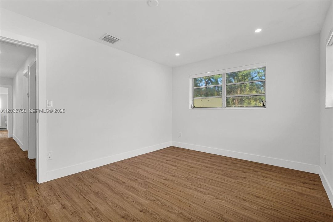 En Renta: $5,500 (4 camas, 3 baños, 1749 Pies cuadrados)