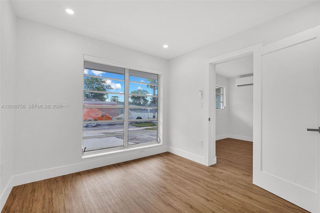 En Renta: $5,500 (4 camas, 3 baños, 1749 Pies cuadrados)