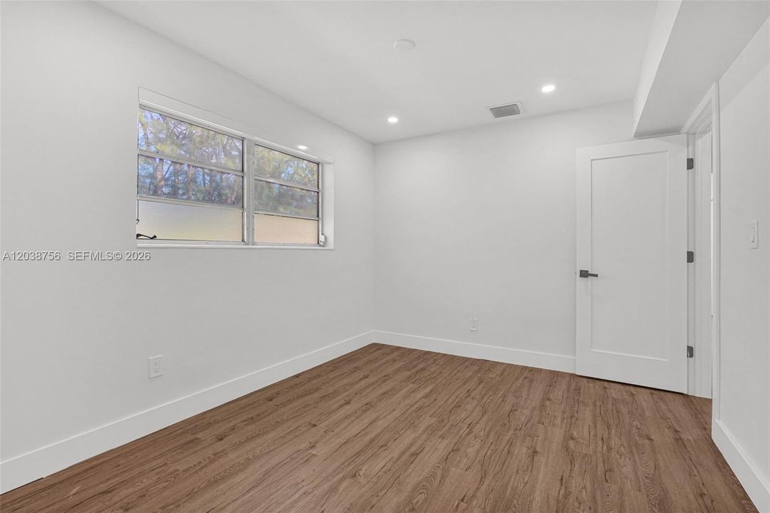 En Renta: $5,500 (4 camas, 3 baños, 1749 Pies cuadrados)