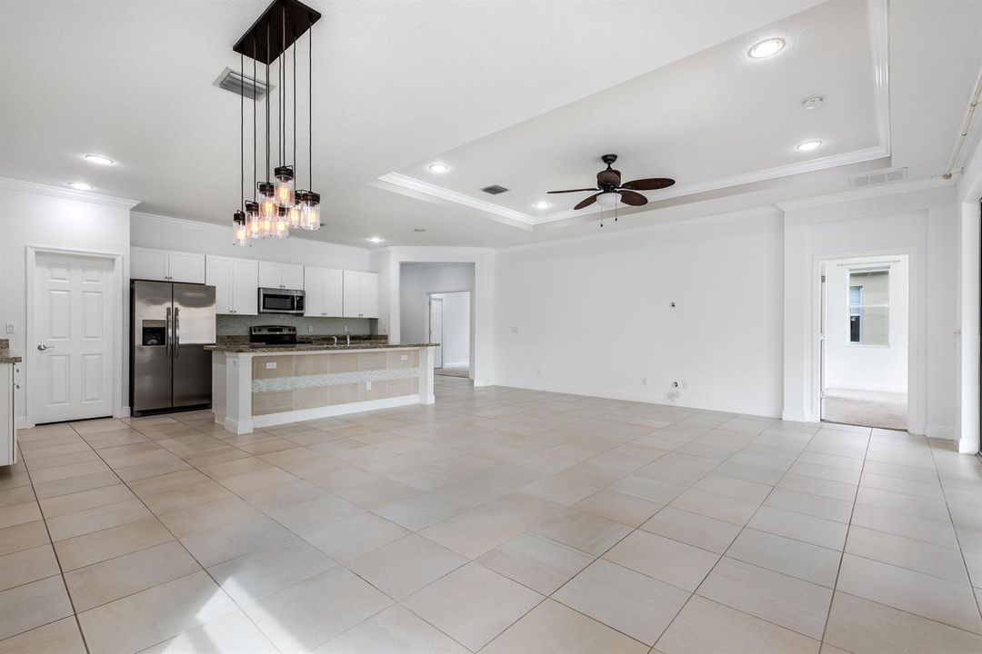 1367NWLeonardoCirPortStLucie-24