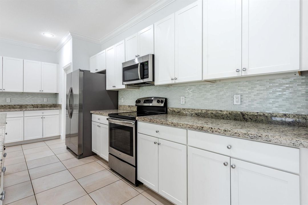 1367NWLeonardoCirPortStLucie-19