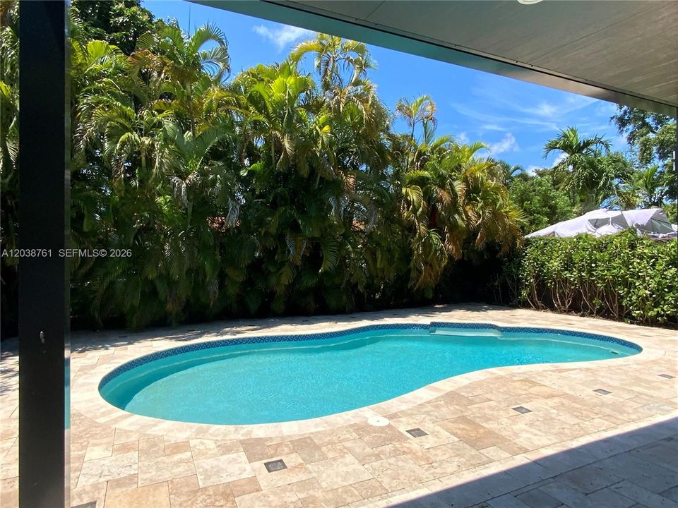 En Renta: $9,950 (3 camas, 2 baños, 1490 Pies cuadrados)