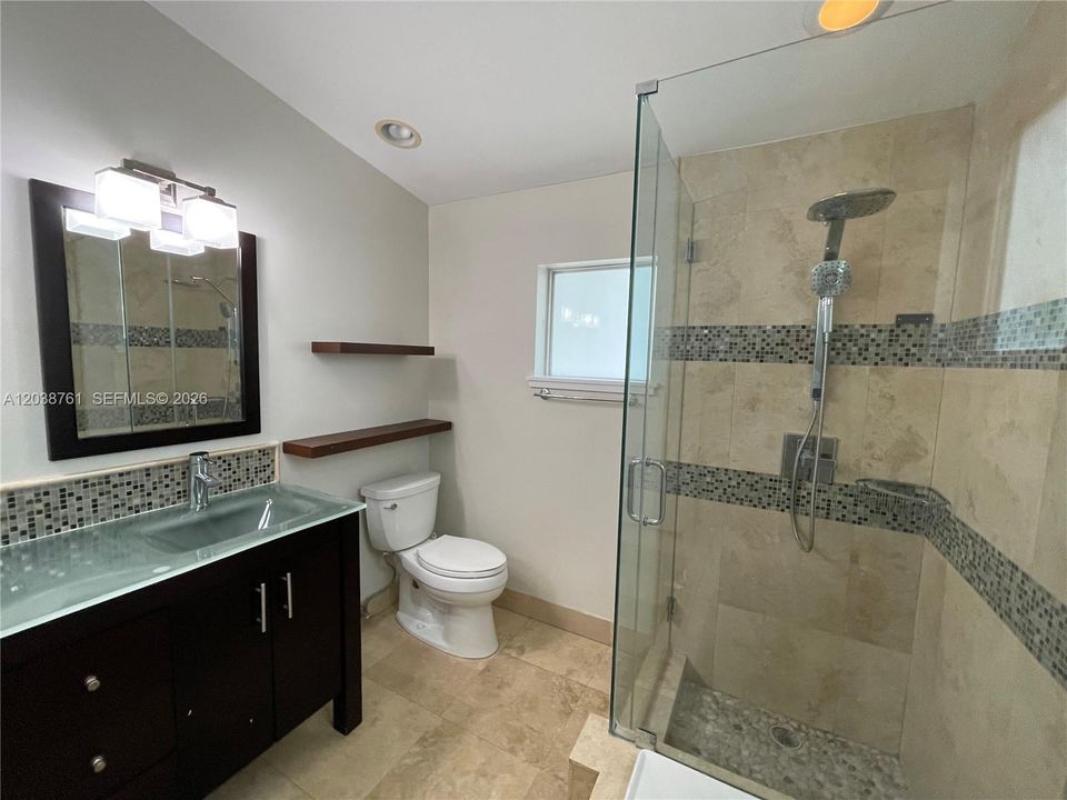 En Renta: $9,950 (3 camas, 2 baños, 1490 Pies cuadrados)