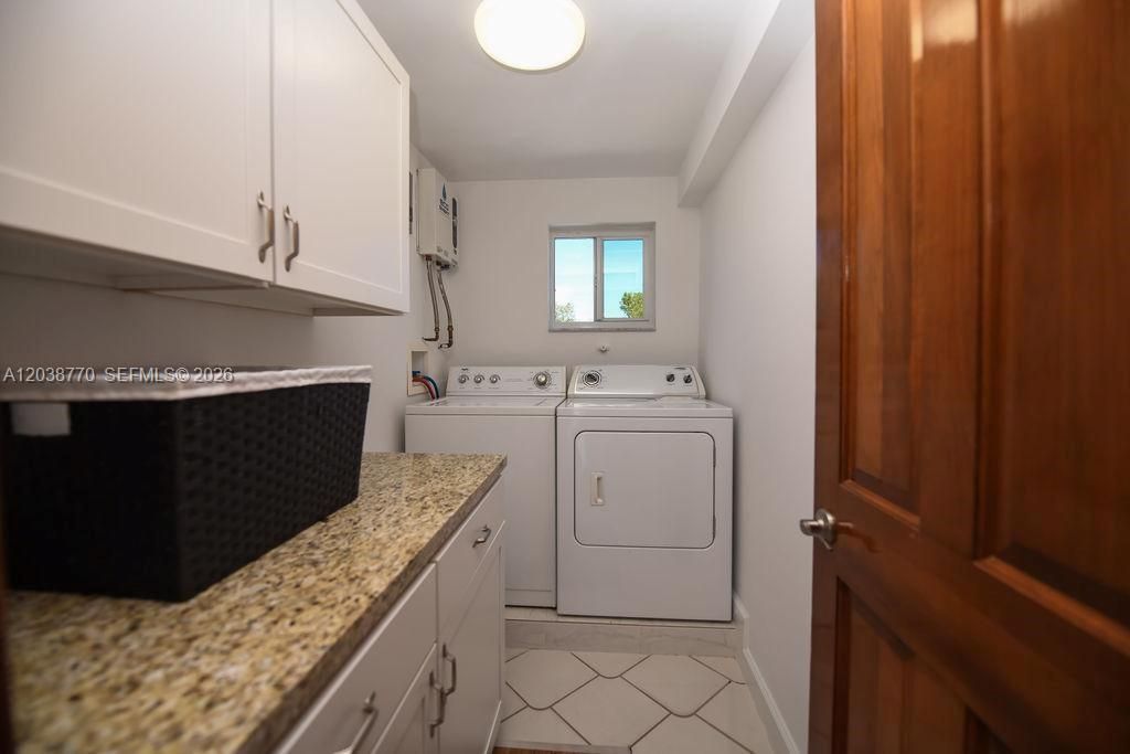 For Rent: $9,500 (5 beds, 4 baths, 3362 Square Feet)